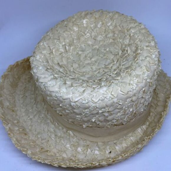 Vintage Union Made Cream Hat with Ribbon - Picture 3 of 10